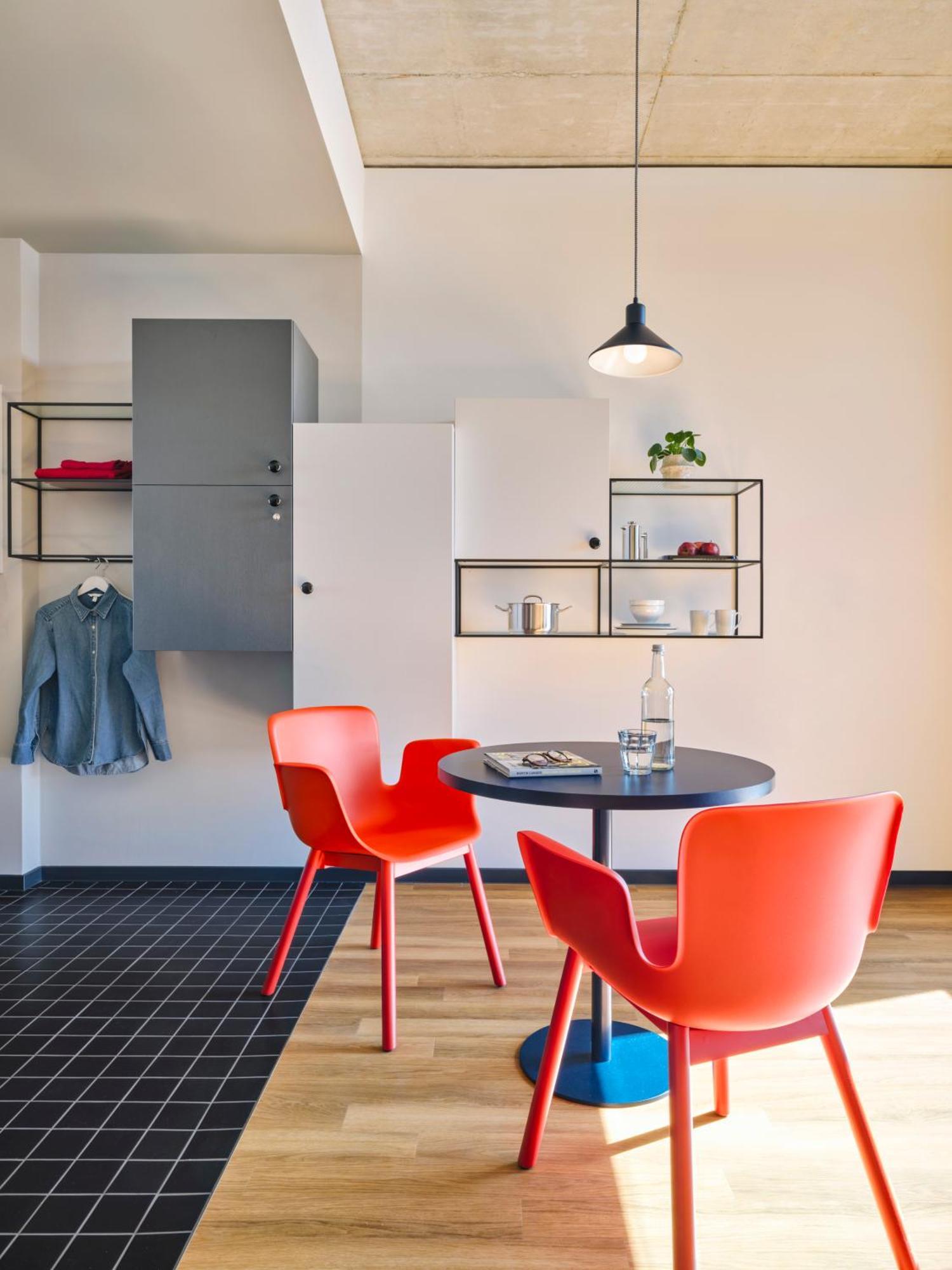 Stayery Guetersloh Hauptbahnhof Exterior foto